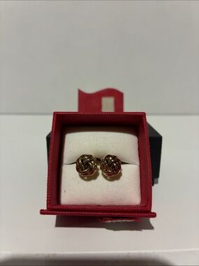 Gold Knot Cuff Links — Men’s Classic Knot Design